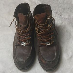 Red wing shoes